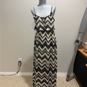 Alya Black and Cream Chevron Maxi Dress